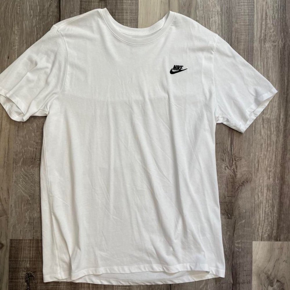 Nike Mens T-Shirt